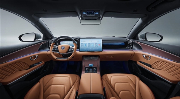 續(xù)航1300km 加速最快3.7秒！比亞迪漢DM-i/P正式上市：21.58萬起